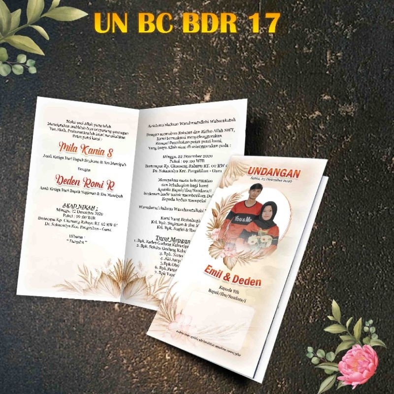 cetak undangan pernikahan murah bisa pakai Poto berwarna