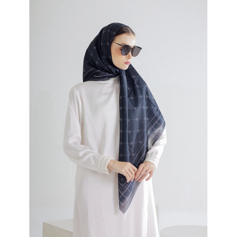Simplyveewee Monogram Luxe