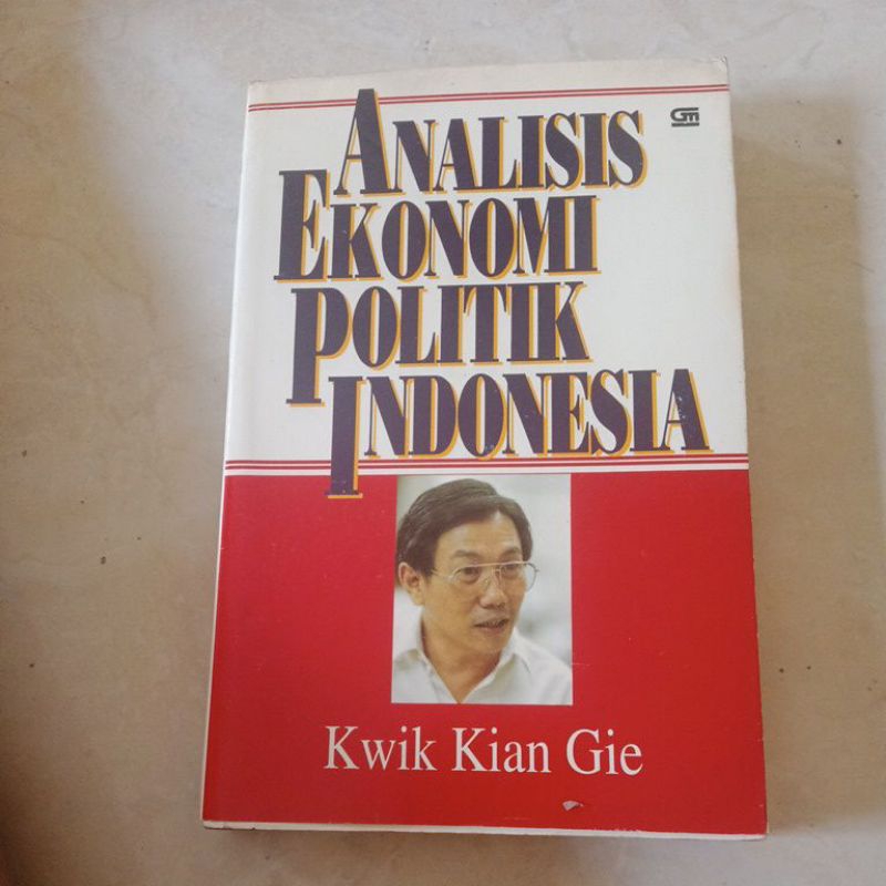 Buku Analisis ekonomi politik Indonesia
