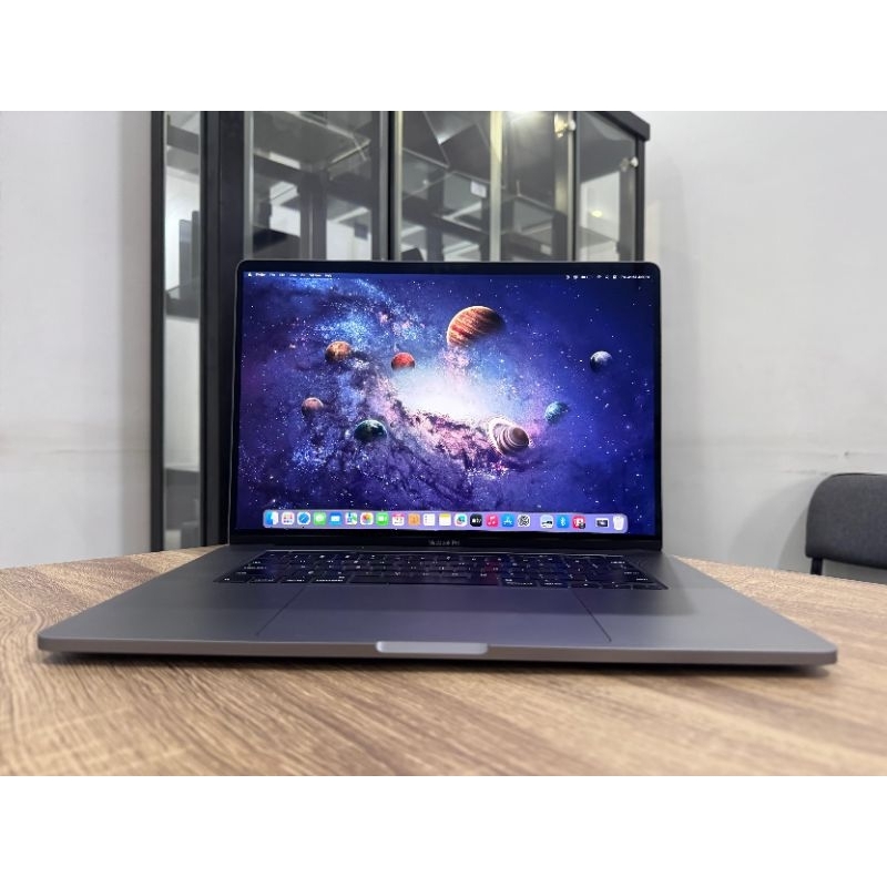 Macbook Pro 16-inch i7 || i9 2019