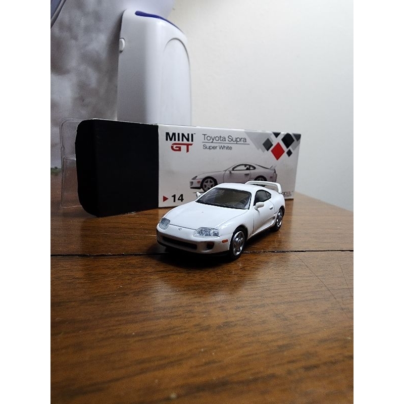 MINI GT 14 TOYOTA SUPRA MK4 MARK 4 WHIT PUTIH LOOSE
