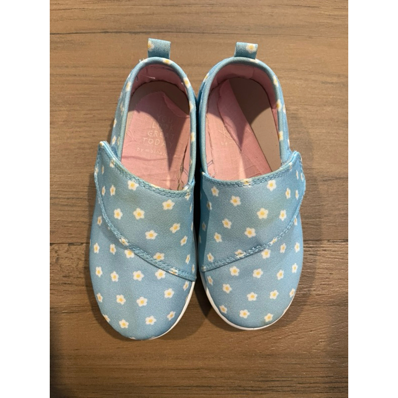 Sepatu Mothercare flowers