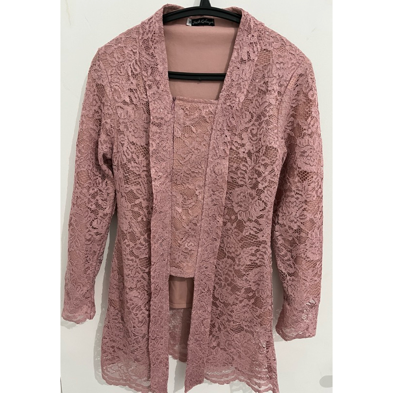 Kebaya Kutu Baru (Preloved)