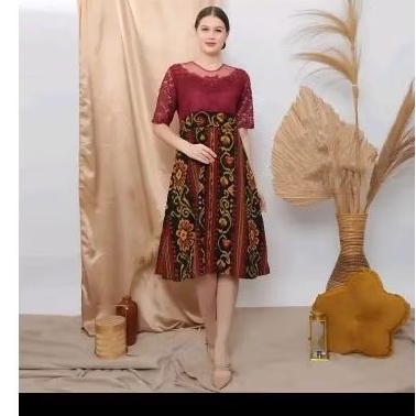 Gaun Batik Wanita Lengan Pendek