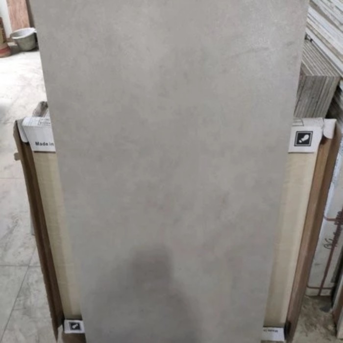 granit lantai carport 60x120 grigio cemento indogress