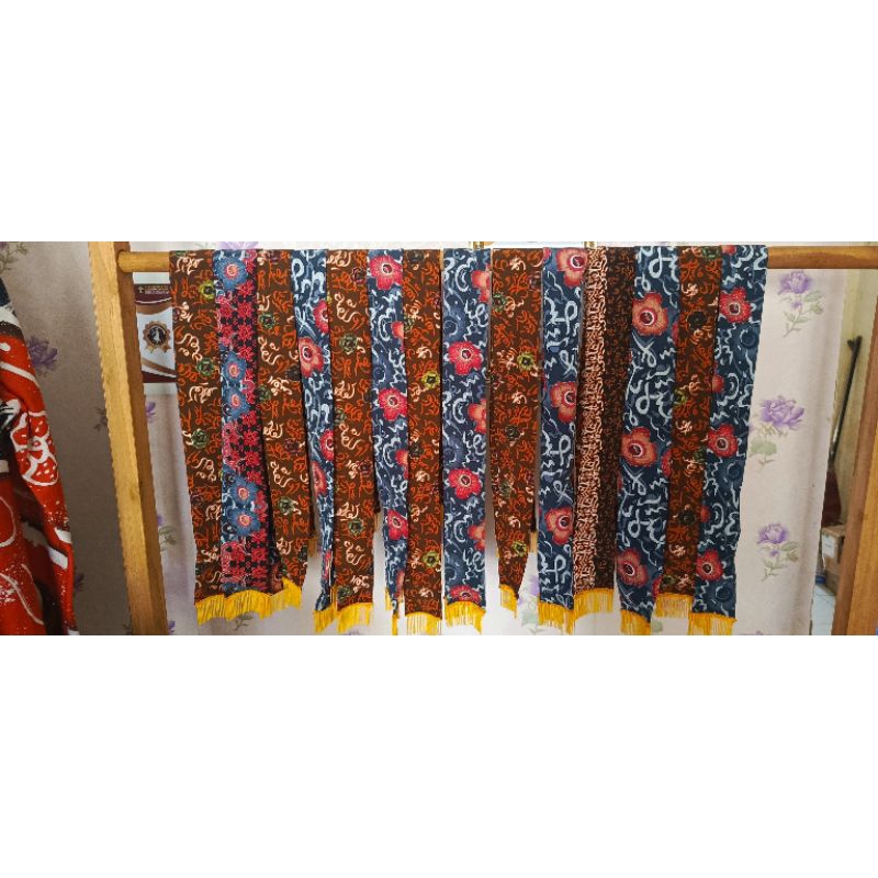 Syal batik besurek khas bengkulu