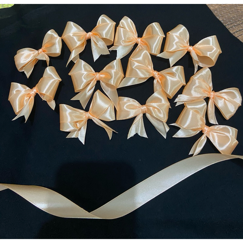 

pita satin cream | isi 50 pcs