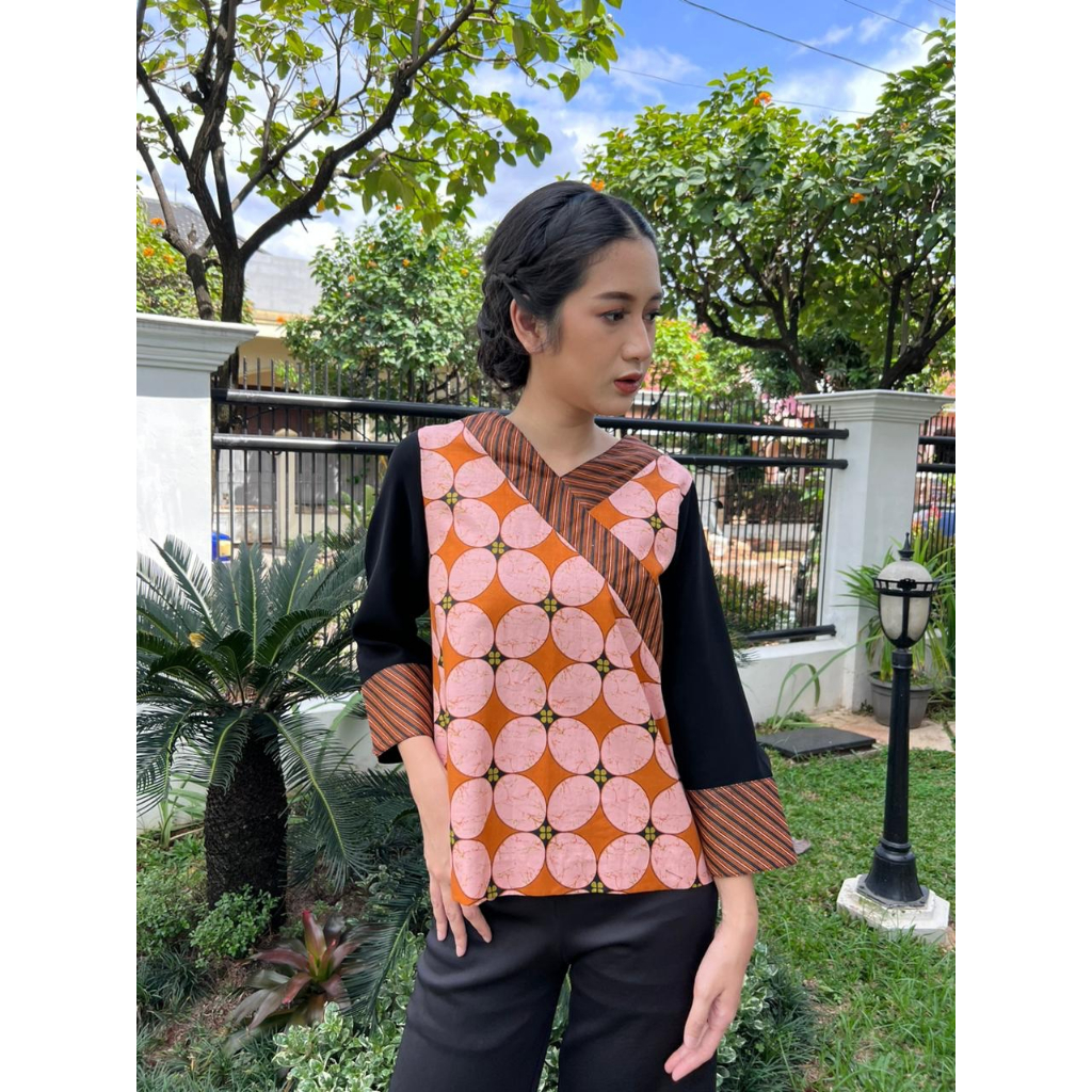 [RESTOCK SALE] Blouse Batik Kombinasi Polos - Atasan Batik Kerja Perempuan Katun