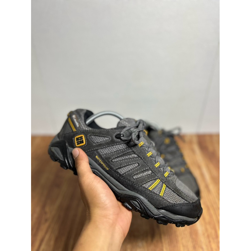 Sepatu gunung  second original columbia