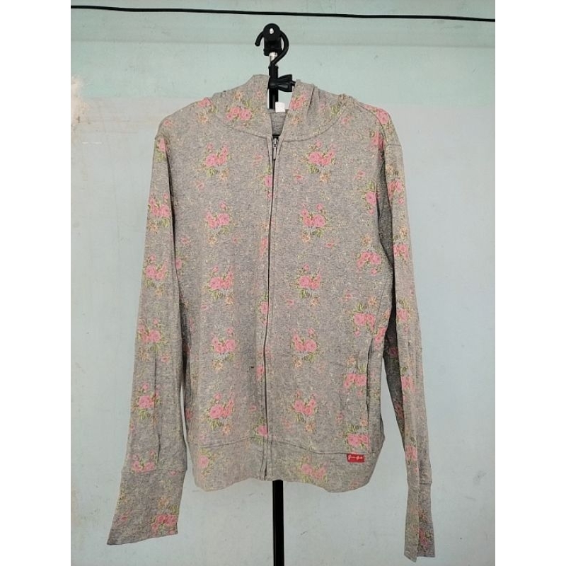 Jaket Uniqlo Wanita Motif Bunga