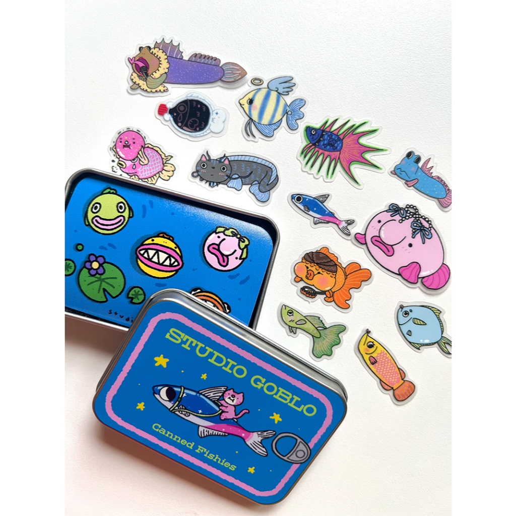 

Studio Goblo Fishies Tin Case + Sticker Pack