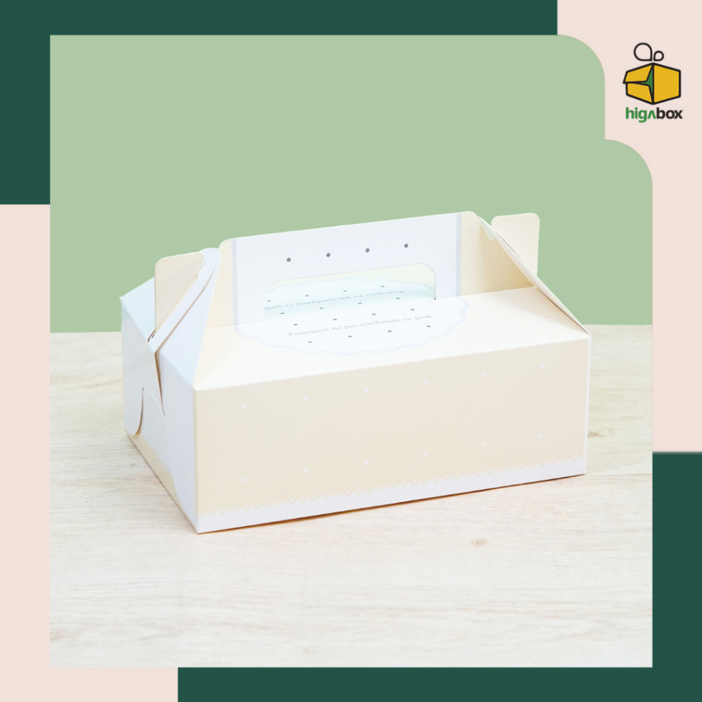 

Gable Box Ivory : 20x13x7.5 cm / snack box / Tas Gable Box Mika / Tas box cupcake hampers souvenir / GABLE BOX Kotak Hamper Handle Snack Dessert Dus Roti Hampers | BH06