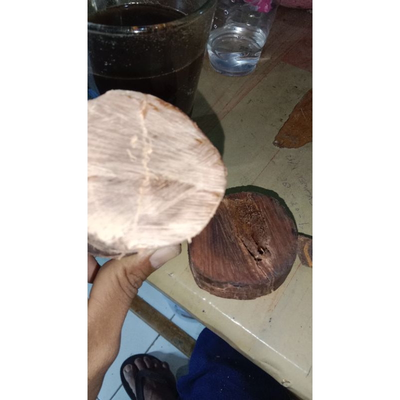 KAYU STIGI Lempengan(KY.Stg.021) Lempengan kayu stigi untuk bahan liontin dan mata cincin.