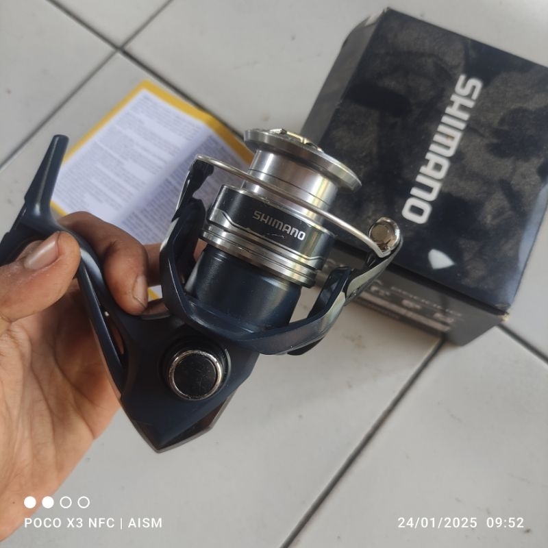 reel Shimano catana 2500 hg second, putaran smooth masih seperti baru kondisi lecet pemakaian