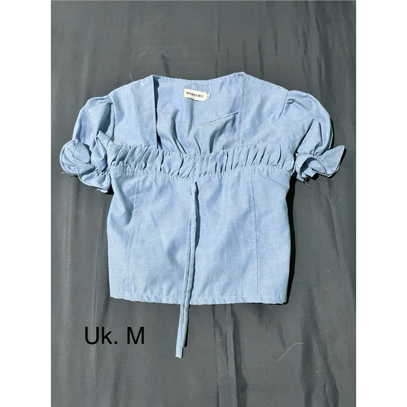 Preloved Crop Top Marveile