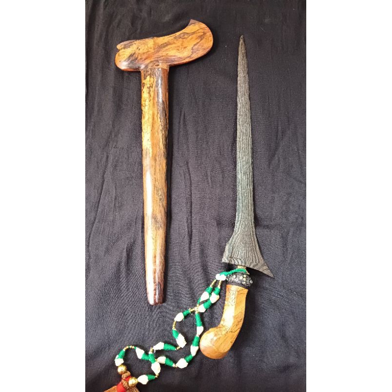 Keris Brojol sepuh pamor junjung derajat Est. Majapahit nego dichat saja