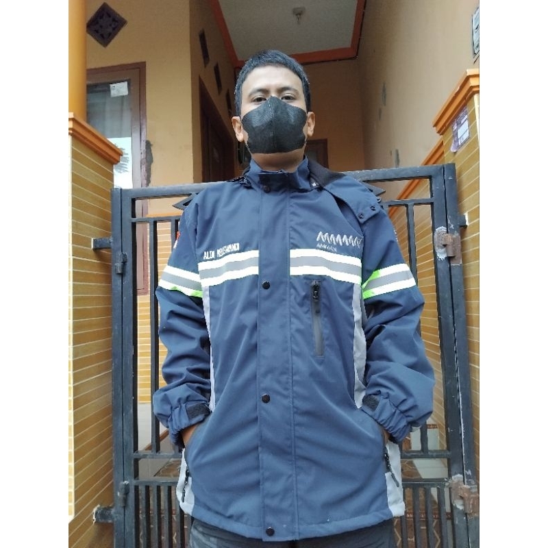 jaket safety  tambang amman mineral