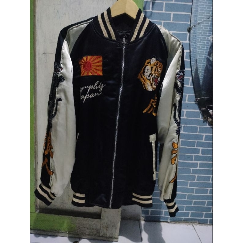 sukajan Memphis ronintora