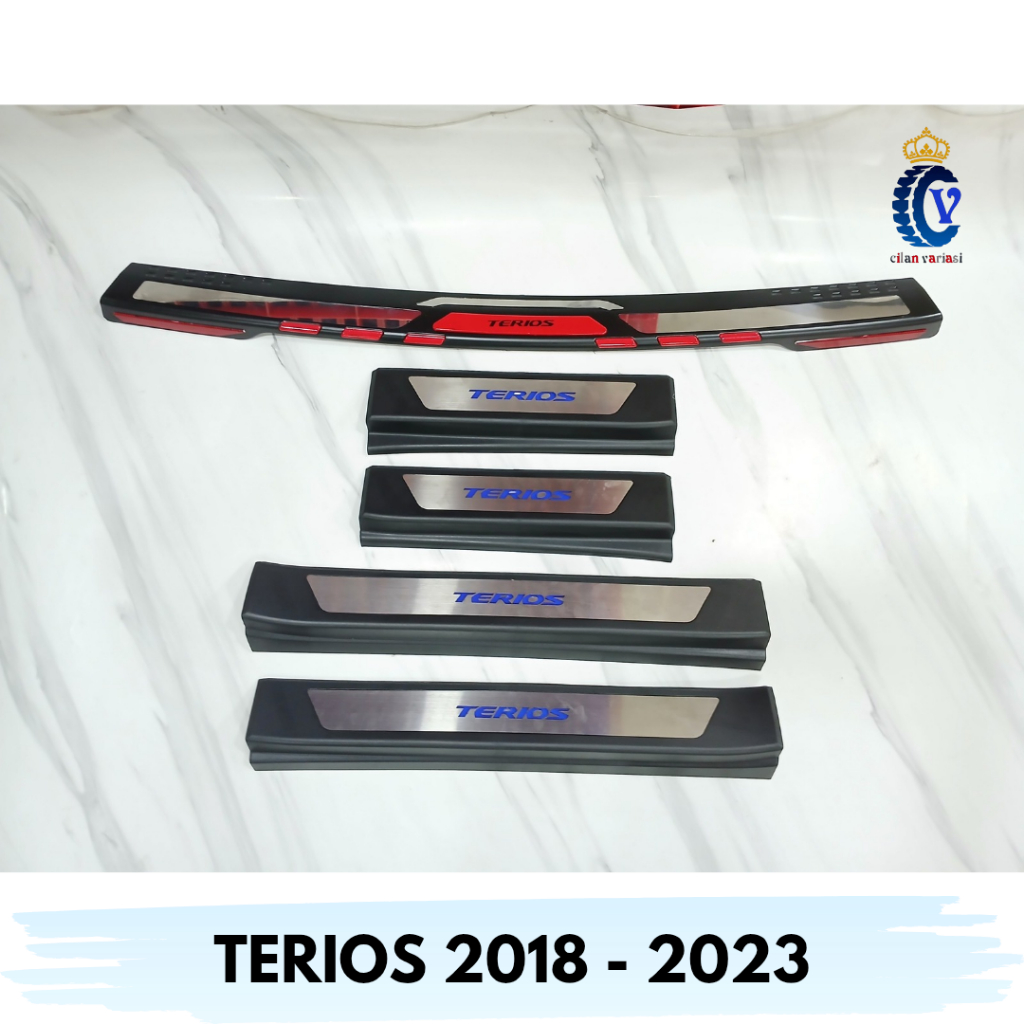 Sillplate Samping Belakang Injakan Belakang Samping Belakang Mobil Terios Hitam