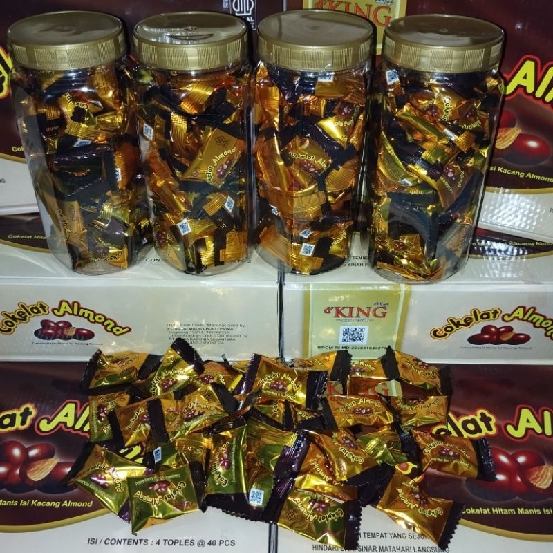 

cokelat almond king/coklat musdalifah 1 dus isi 4 toples