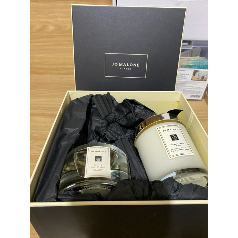 Jo Malone Candle and Diffuser Set