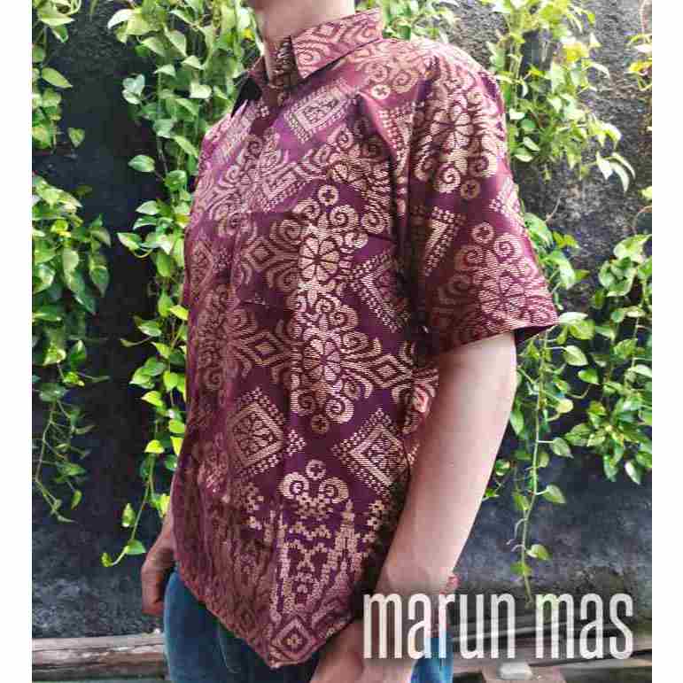 Kemeja Batik Pria Warna Marun Emas Lengan Pendek Baju Batik Kerja Karyawan Kantor