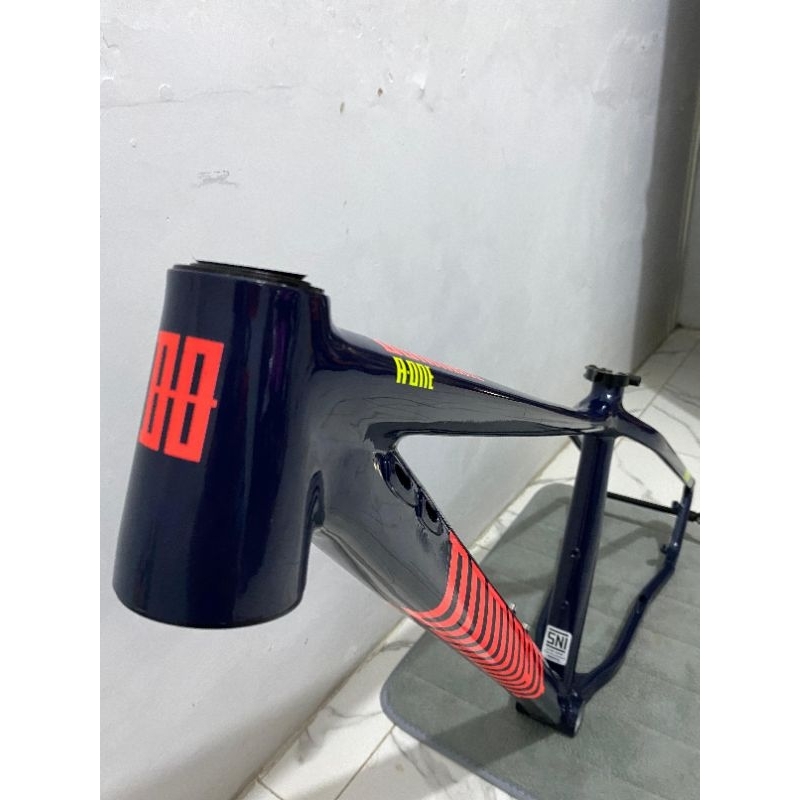Frame sepeda DOMINATE 27.5 sz. M