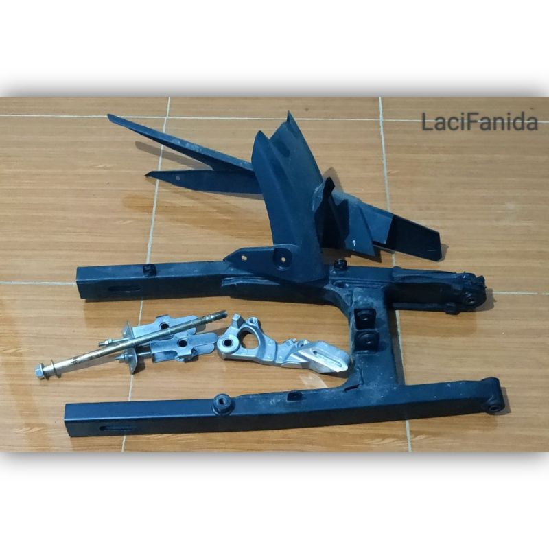 Arm MX King Original set bekas dipasang di Jupiter MX