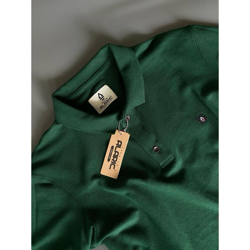 Kaos polo shirt ALARIC Original warna hijau botol Polos