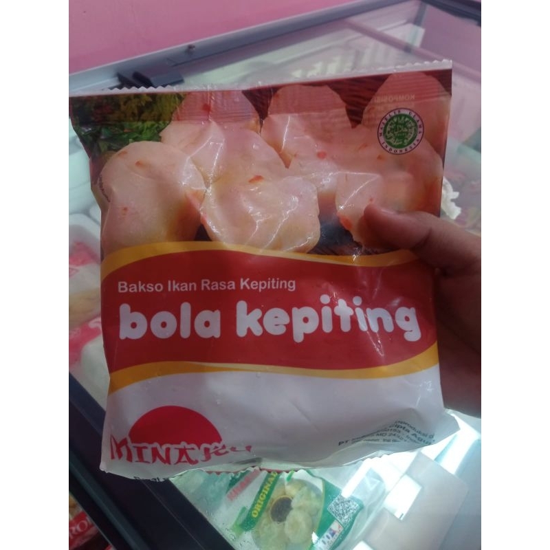 

minaku bola kepiting