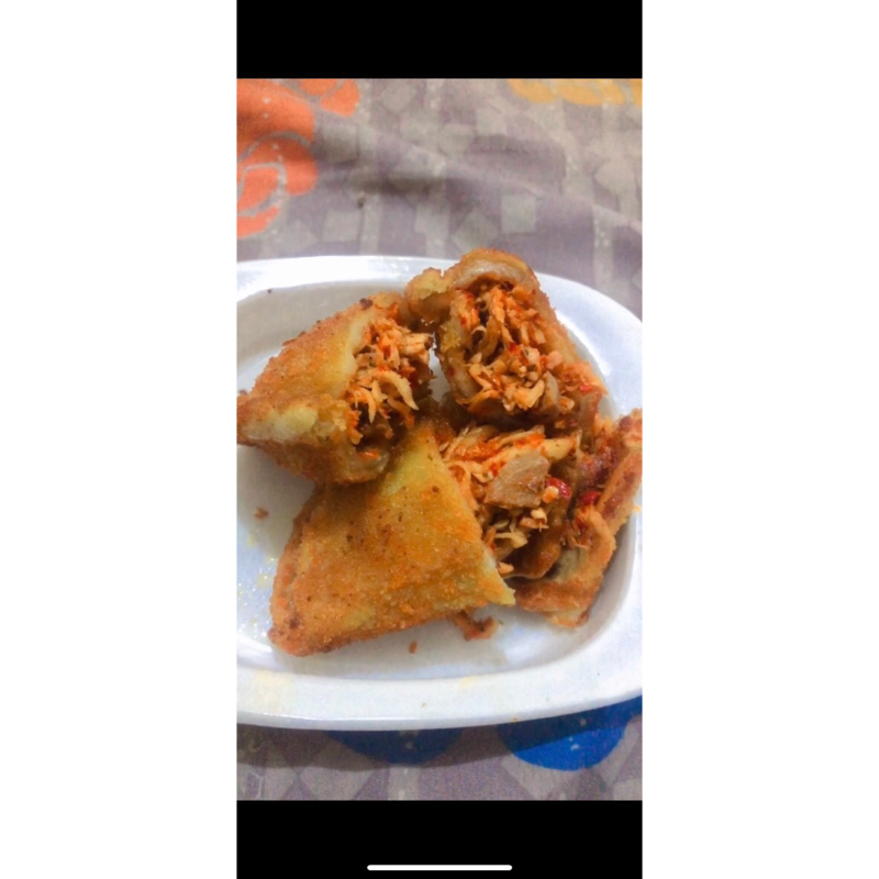 

cireng isi ayam pedas jumbo