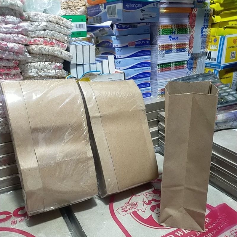

Paper Bag / Pembungkus Ayam Kentucky Ukuran 13 x 7.5 x 23