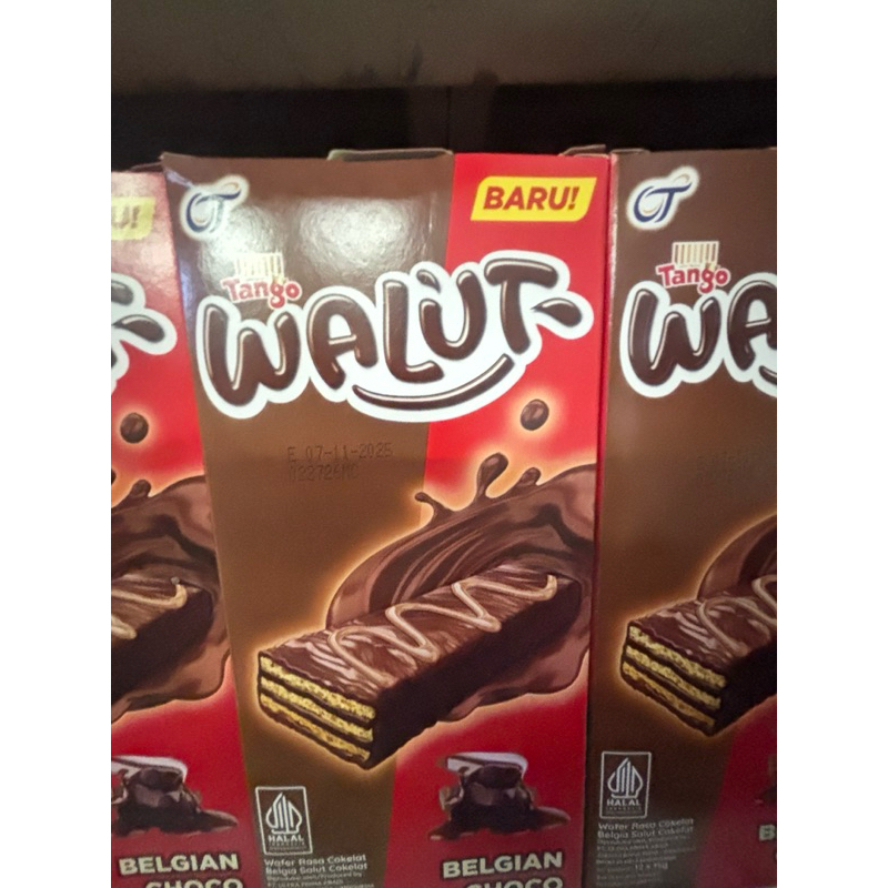 

Tango Wafer Walut Belgian Choco Box isi 12/box