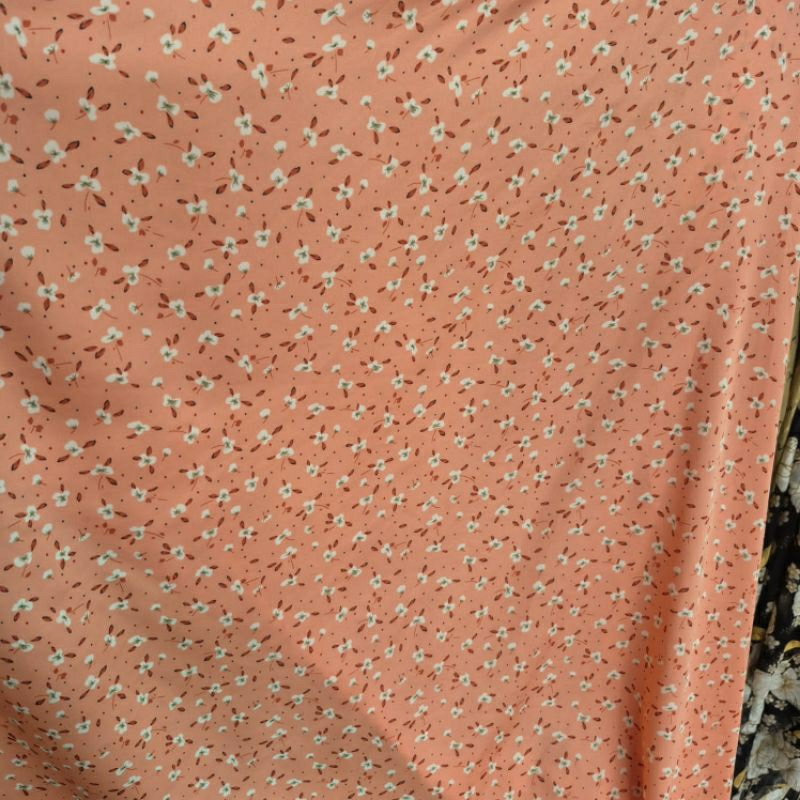 KAIN SATIN SILK PREMIUM MOTIF BUNGA KECIL  - KAIN SATIN MOTIF BUNGA KECIL HARGA/0,5M