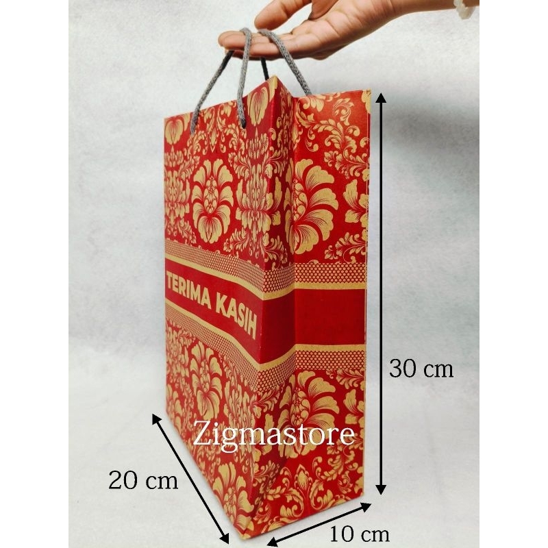 

Paperbag Batik/ Tas Kertas Batik (20x10x30)