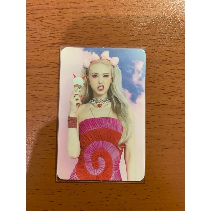 (READYSTOCK) Jeon Somi XOXO album OFFICIAL PHOTOCARD