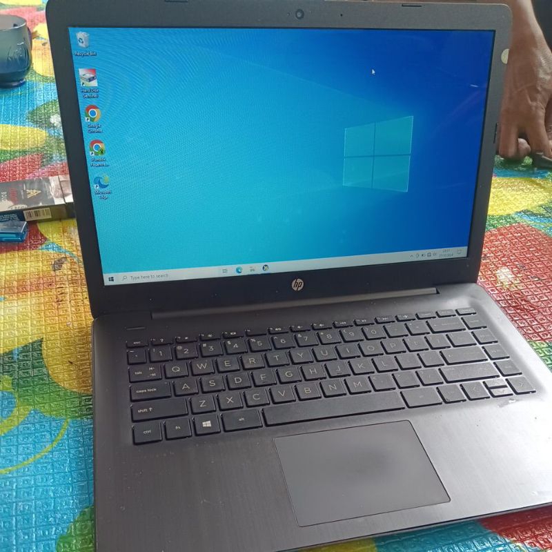 NOTEBOOK HP STREAM LEPTOP 14-CB NORMAL