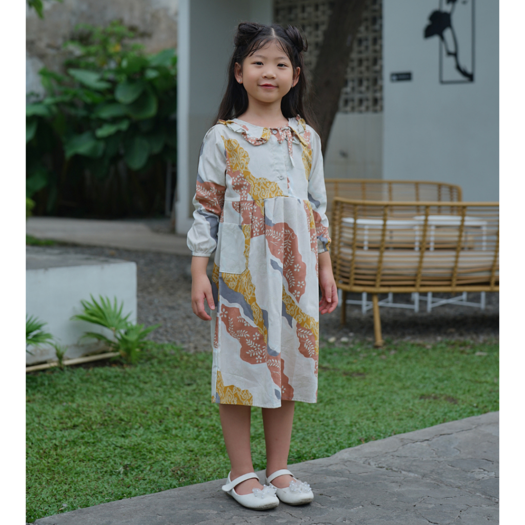 BATIK TRUSMI Dress Batik Anak Perempuan Motif Batik Mega Mendung Random Salem MOP
