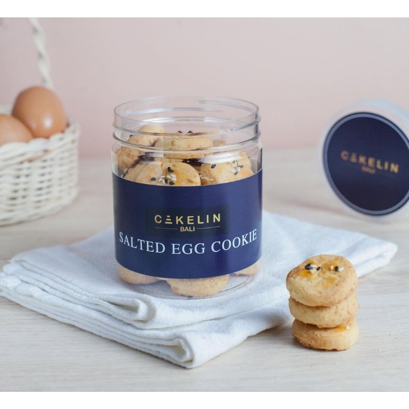 

salted egg cookies kue kering telur asin cakelin kue kering salted egg oleh oleh Bali jastip Bali