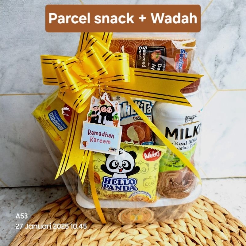 Parcel snack + wadah Parcel lebaran Parcel makanan