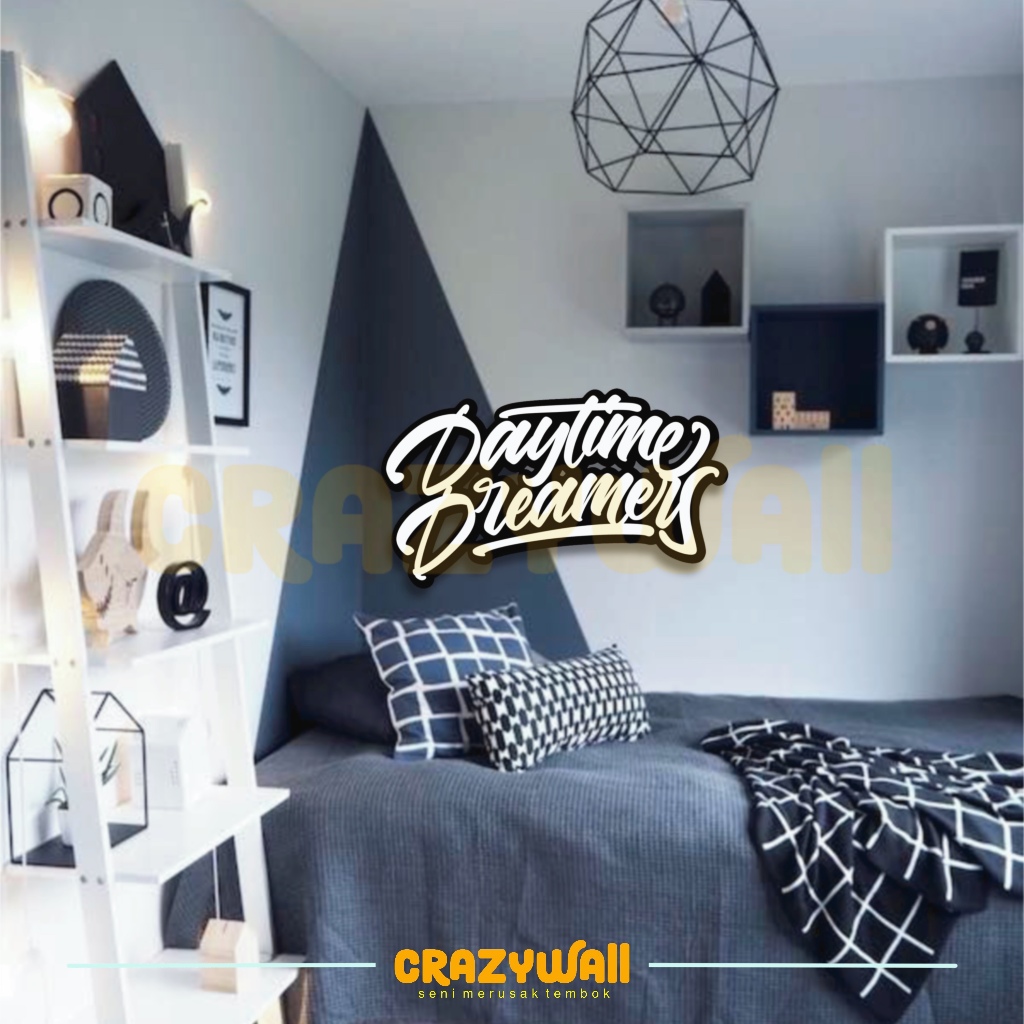 Hiasan dinding lettering “DAYTIME DREAMERS“ wall decor aesthetic kamar cewek kamar cowok