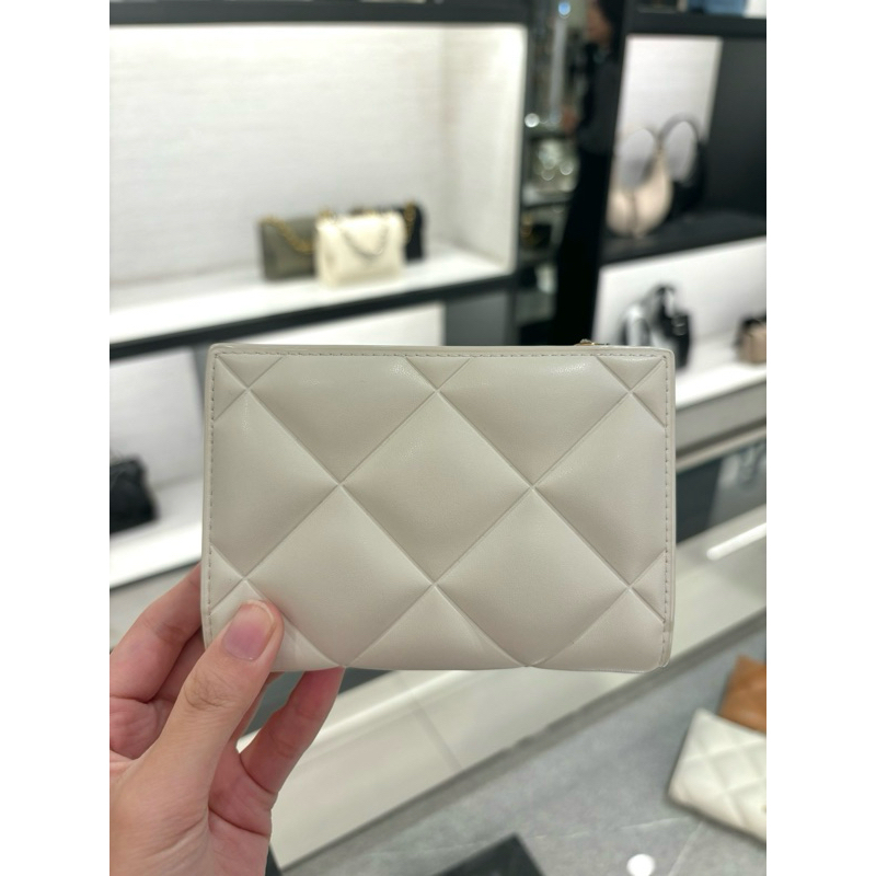 Charles & Keith Gemma Quilted Wallet Card Holder