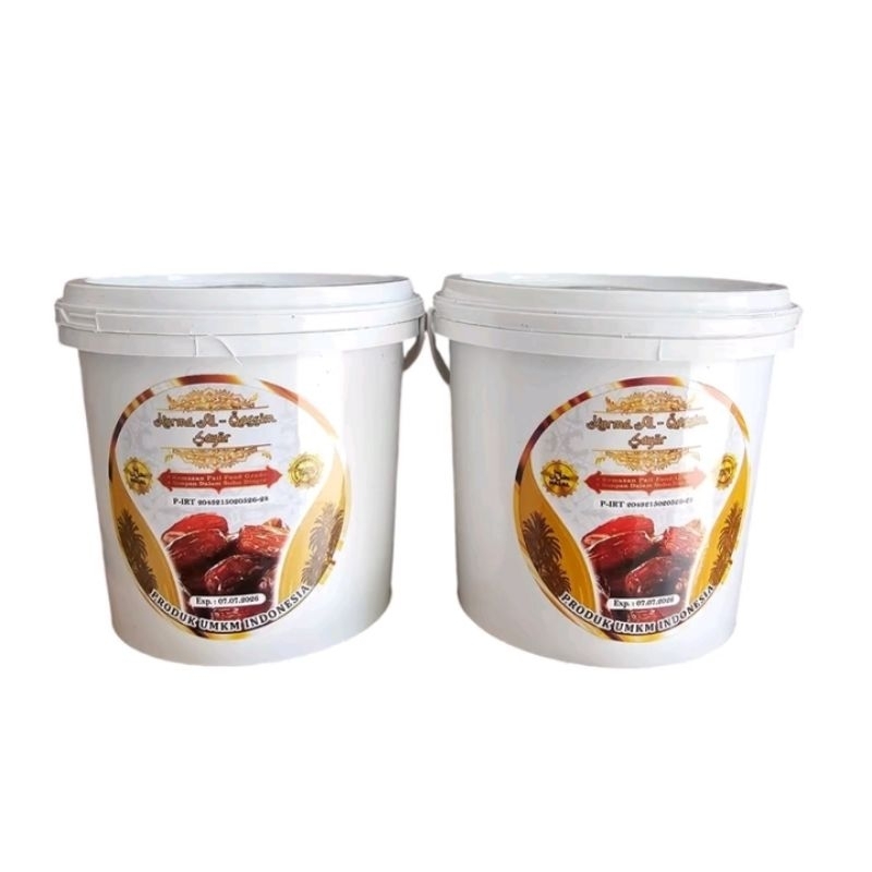 

kurma Al Qassem ember