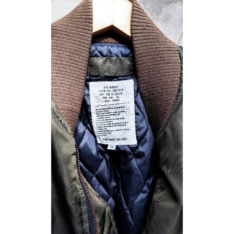 Jacket blue chamber warna olive