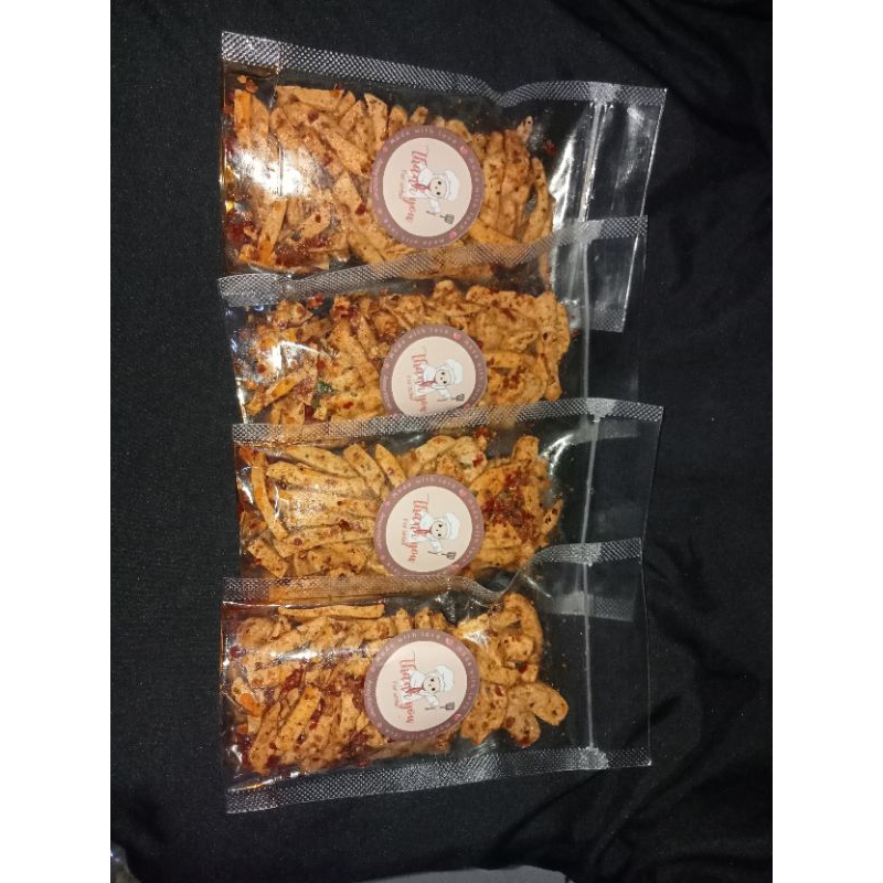 

camilankuu.id _ basreng pedas Chilli oil _ 50 gram