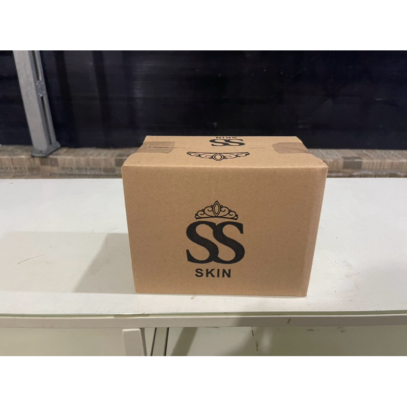 

Kardus 18.5 cm x 12 cm x 14.5 cm (50) Bekas SS SKIN Single Wall