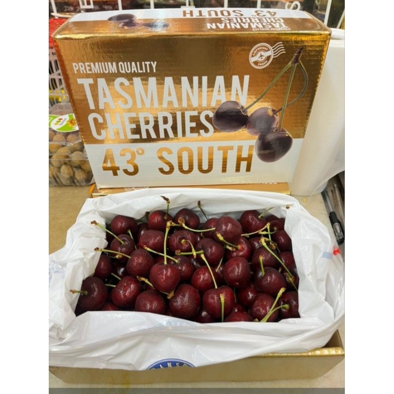

Buah l Cherry inport per 1 Dus 2kg