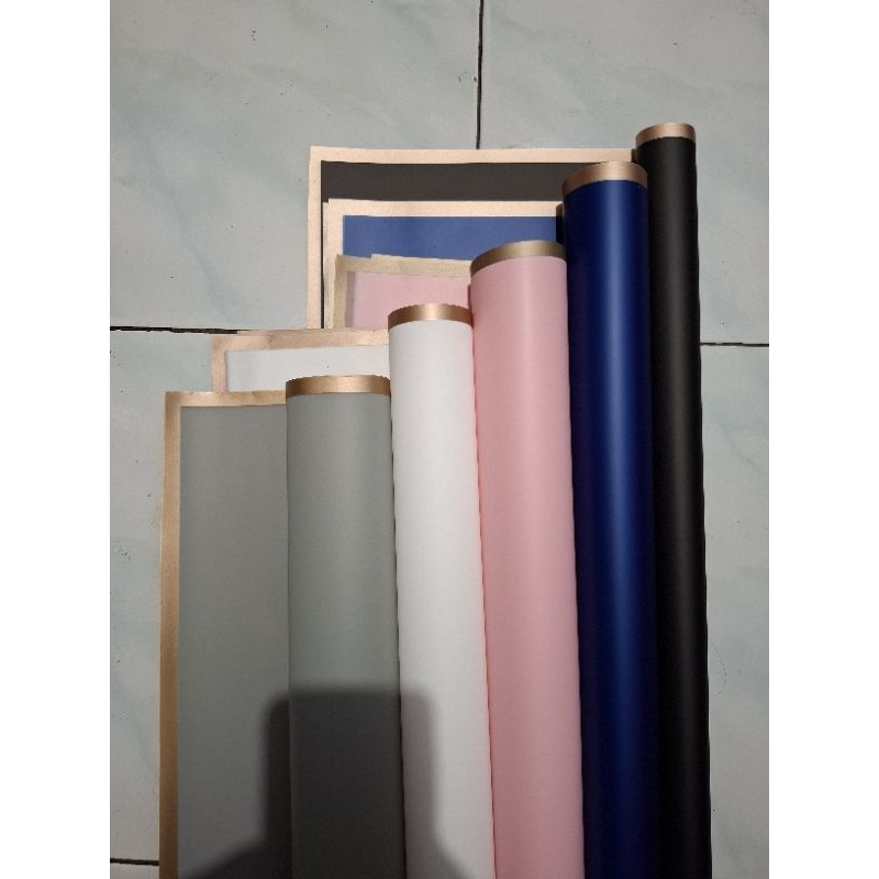 

gold line flower wrapping color transparant cellophane/kertas bunga hand bouquet/pembungkus buket/kertas buket