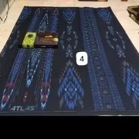 Sarung Atlas Idaman kembang 555