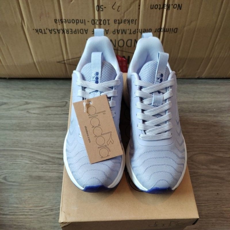 Sepatu Diadora Kobe (F)